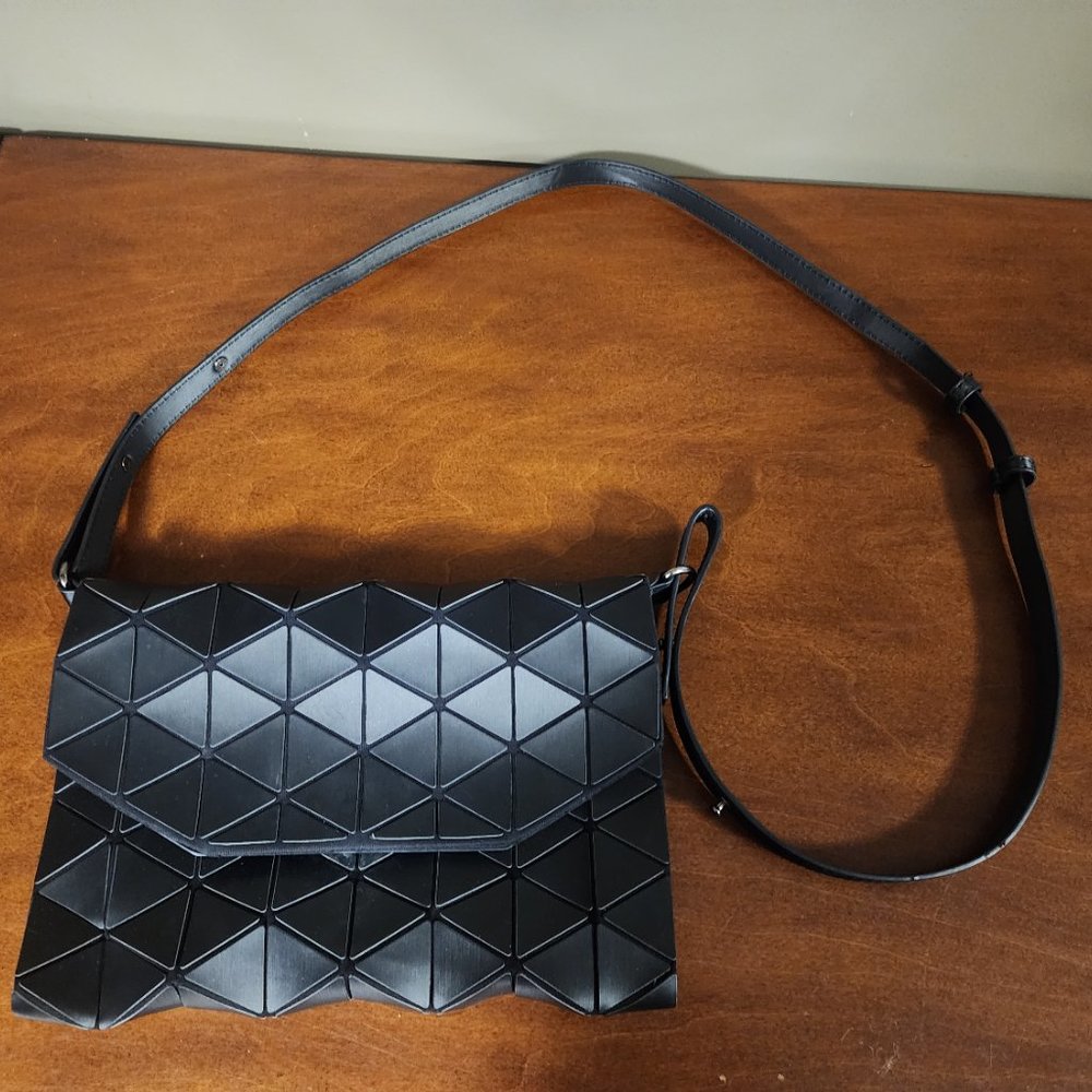 Black Inzi Purse